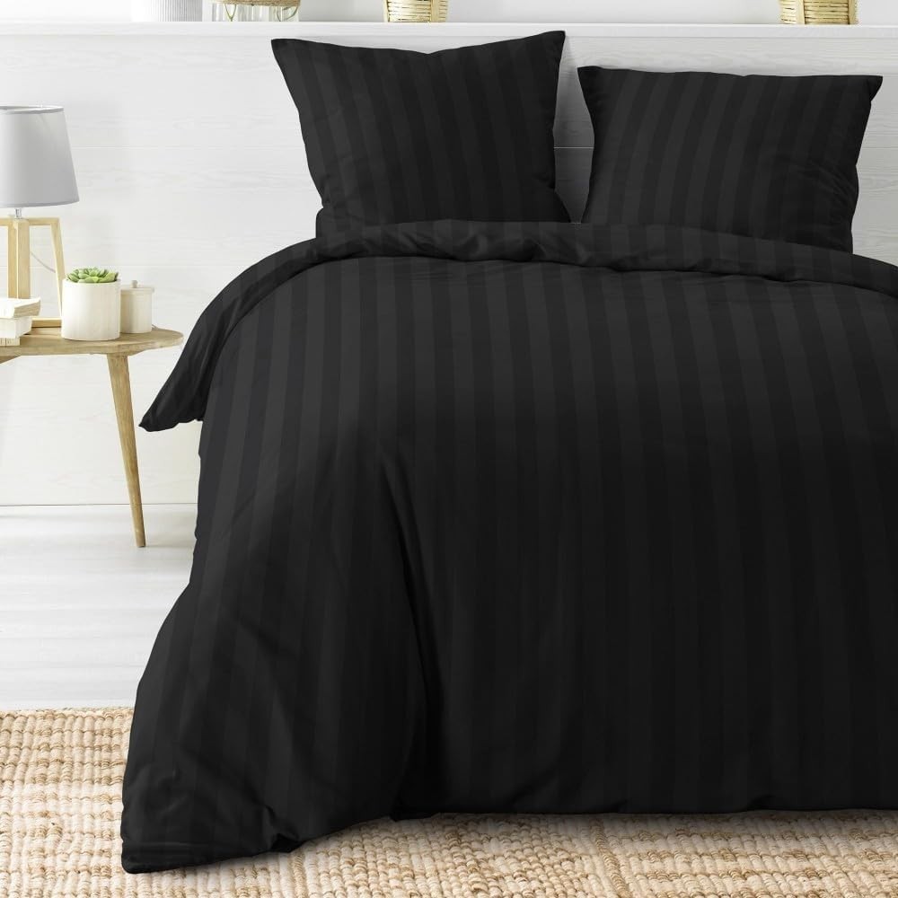 Parure de Lit - Cléo UNI Housse de Couette 240 x 220 cm + Taies d'Oreiller